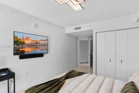 Купить кондоминиум в Санни-Айлс-Бич, Флорида 3 спальни, 175.77м2, № 2026132 - фото 22