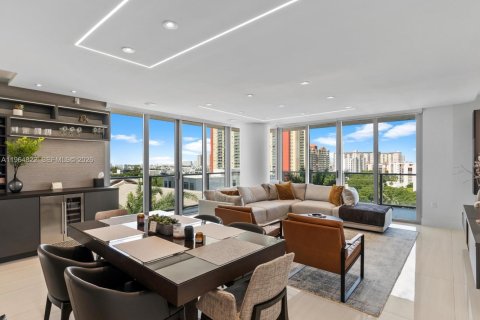 Купить кондоминиум в Санни-Айлс-Бич, Флорида 3 спальни, 175.77м2, № 2026132 - фото 10