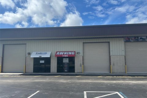 Immobilier commercial à Kissimmee, Floride 850.33 m2 № 2348048