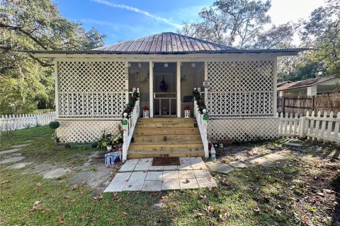 House in Brooksville, Florida 2 bedrooms, 106.28 sq.m. № 1568207 - photo 1