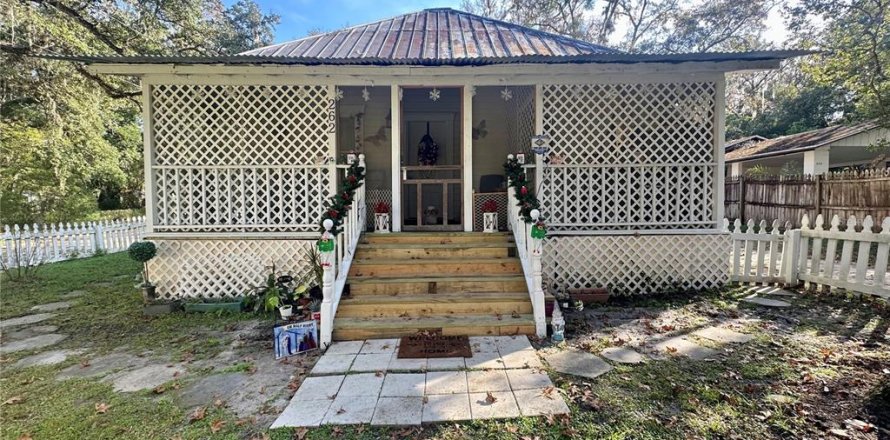 House in Brooksville, Florida 2 bedrooms, 106.28 sq.m. № 1568207