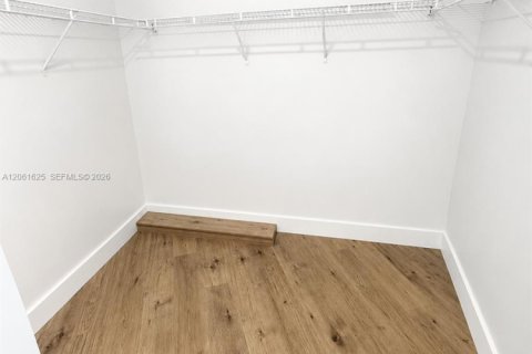 Villa ou maison à vendre à Pembroke Pines, Floride: 5 chambres, 174.47 m2 № 2246815 - photo 8