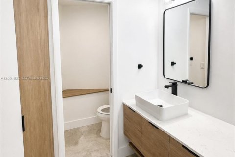 Villa ou maison à vendre à Pembroke Pines, Floride: 5 chambres, 174.47 m2 № 2246815 - photo 11