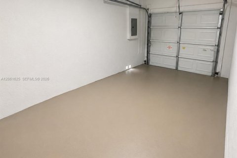 Villa ou maison à vendre à Pembroke Pines, Floride: 5 chambres, 174.47 m2 № 2246815 - photo 21