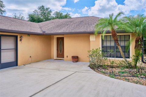 Villa ou maison à vendre à Indian lake estates, Floride: 3 chambres, 139.45 m2 № 2410000 - photo 3