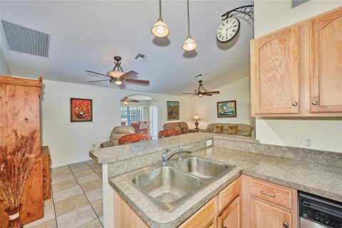 Villa ou maison à vendre à Indian lake estates, Floride: 3 chambres, 139.45 m2 № 2410000 - photo 14