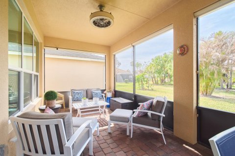 Villa ou maison à vendre à Port St. Lucie, Floride: 2 chambres, 185.06 m2 № 2087538 - photo 24