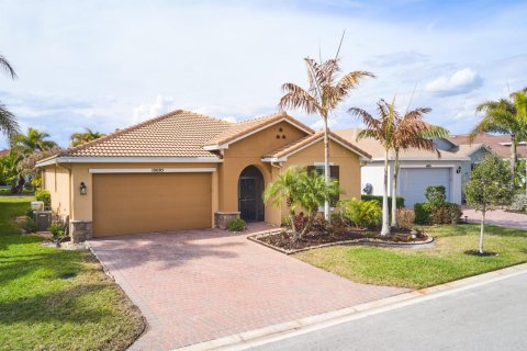 Villa ou maison à vendre à Port St. Lucie, Floride: 2 chambres, 185.06 m2 № 2087538 - photo 30