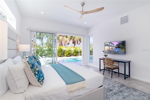 House in Sarasota, Florida 6 bedrooms, 325.16 sq.m. № 1370091 - photo 18