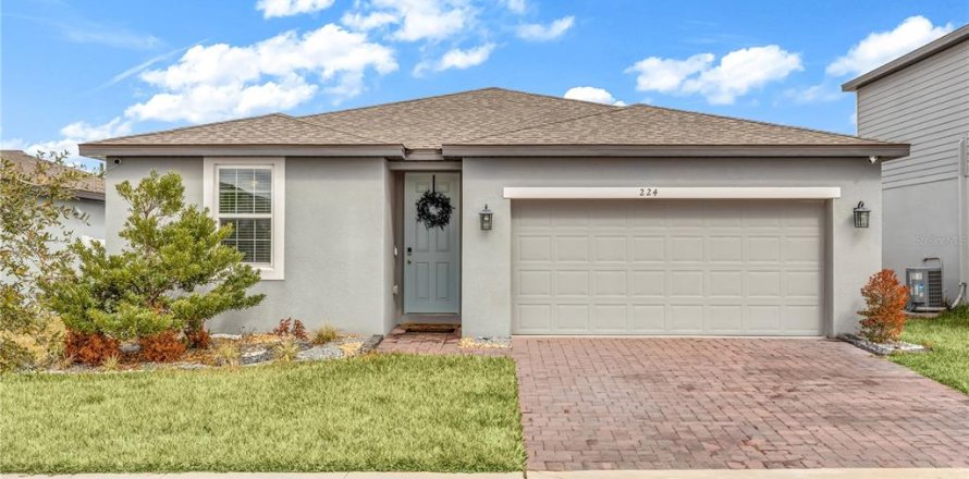 Casa en Haines City, Florida 3 dormitorios, 139.91 m2 № 2214274
