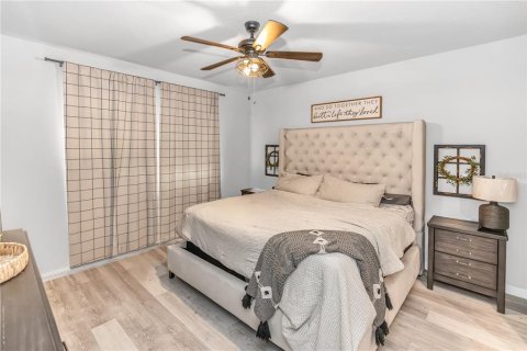 Casa en venta en Haines City, Florida, 3 dormitorios, 139.91 m2 № 2214274 - foto 8
