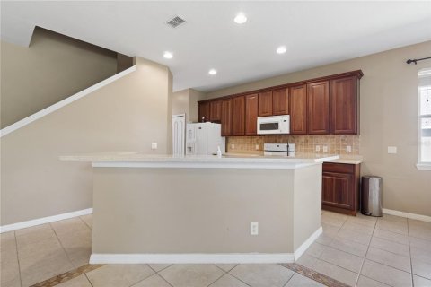 Casa en venta en Apopka, Florida, 4 dormitorios, 209.4 m2 № 1883712 - foto 10