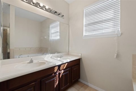 Casa en venta en Apopka, Florida, 4 dormitorios, 209.4 m2 № 1883712 - foto 17