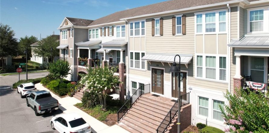 Townhouse in Oviedo, Florida 3 bedrooms, 176.61 sq.m. № 1579031