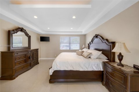 Villa ou maison à vendre à Pompano Beach, Floride: 3 chambres, 106.28 m2 № 2188693 - photo 11