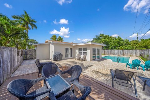 Villa ou maison à vendre à Pompano Beach, Floride: 3 chambres, 106.28 m2 № 2188693 - photo 2