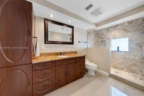 Villa ou maison à vendre à Pompano Beach, Floride: 3 chambres, 106.28 m2 № 2188693 - photo 12