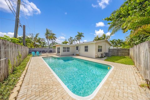 Villa ou maison à Pompano Beach, Floride 3 chambres, 106.28 m2 № 2188693