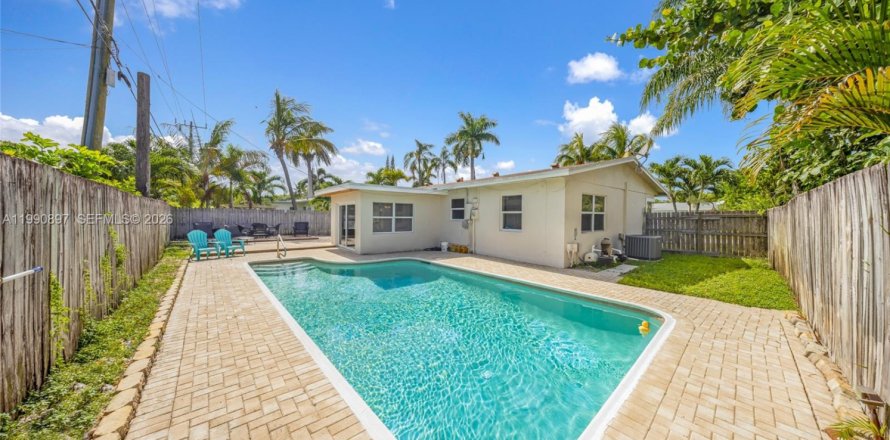 Villa ou maison à Pompano Beach, Floride 3 chambres, 106.28 m2 № 2188693
