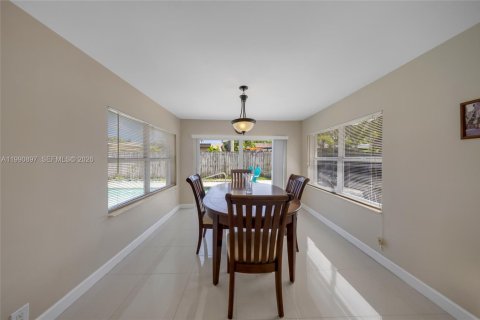 Villa ou maison à vendre à Pompano Beach, Floride: 3 chambres, 106.28 m2 № 2188693 - photo 8