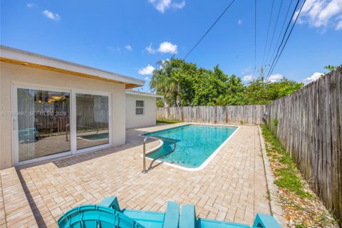 Villa ou maison à vendre à Pompano Beach, Floride: 3 chambres, 106.28 m2 № 2188693 - photo 16