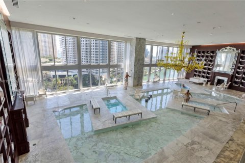 Studio à Condo à Miami, Floride  № 2041398