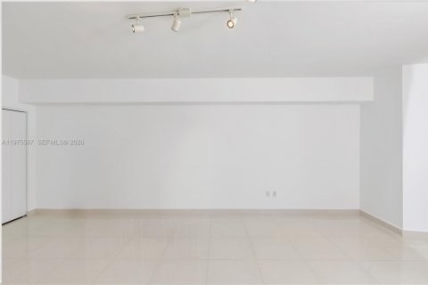 Copropriété à louer à Miami, Floride: 50.72 m2 № 2041398 - photo 8
