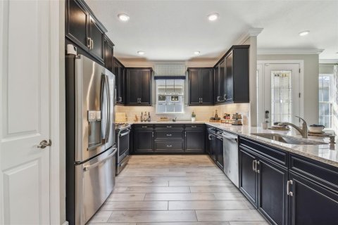 House in Wesley Chapel, Florida 3 bedrooms, 179.67 sq.m. № 1634140 - photo 11