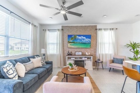 Снять в аренду таунхаус в Дэвенпорт, Флорида 1 комната, 150.69м2, № 1521694 - фото 11