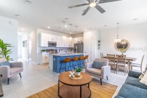 Снять в аренду таунхаус в Дэвенпорт, Флорида 1 комната, 150.69м2, № 1521694 - фото 12