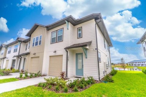 Снять в аренду таунхаус в Дэвенпорт, Флорида 1 комната, 150.69м2, № 1521694 - фото 2