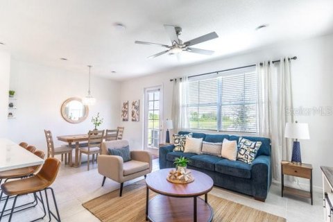 Снять в аренду таунхаус в Дэвенпорт, Флорида 1 комната, 150.69м2, № 1521694 - фото 7