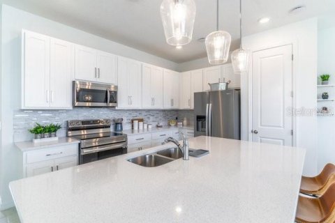 Снять в аренду таунхаус в Дэвенпорт, Флорида 1 комната, 150.69м2, № 1521694 - фото 16