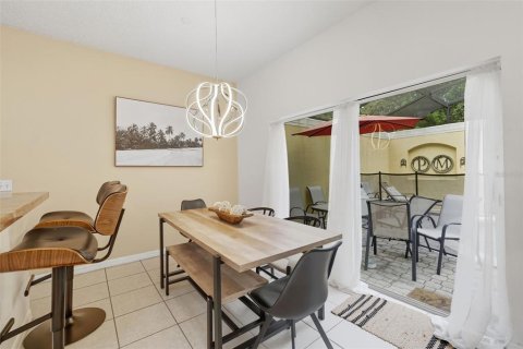 Adosado en venta en Kissimmee, Florida, 4 dormitorios, 151.99 m2 № 1911158 - foto 8