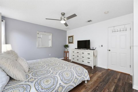 Adosado en venta en Kissimmee, Florida, 4 dormitorios, 151.99 m2 № 1911158 - foto 15