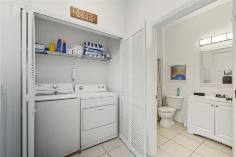 Adosado en venta en Kissimmee, Florida, 4 dormitorios, 151.99 m2 № 1911158 - foto 22