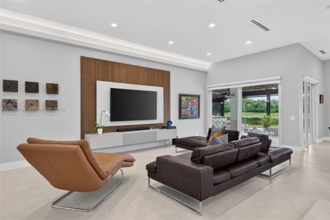 Villa ou maison à vendre à Weston, Floride: 4 chambres, 248.42 m2 № 2301361 - photo 7