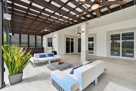 Villa ou maison à vendre à Weston, Floride: 4 chambres, 248.42 m2 № 2301361 - photo 21