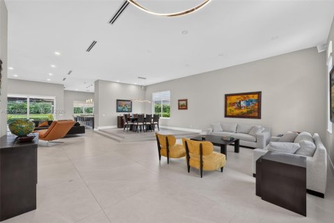 Villa ou maison à vendre à Weston, Floride: 4 chambres, 248.42 m2 № 2301361 - photo 4