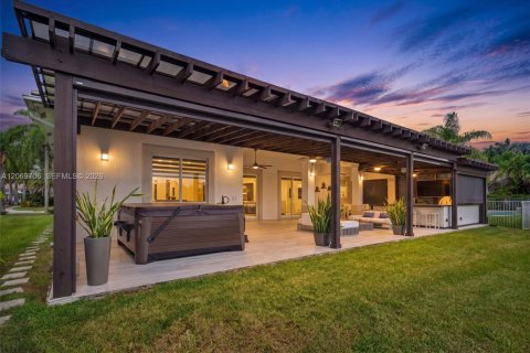 Villa ou maison à vendre à Weston, Floride: 4 chambres, 248.42 m2 № 2301361 - photo 27