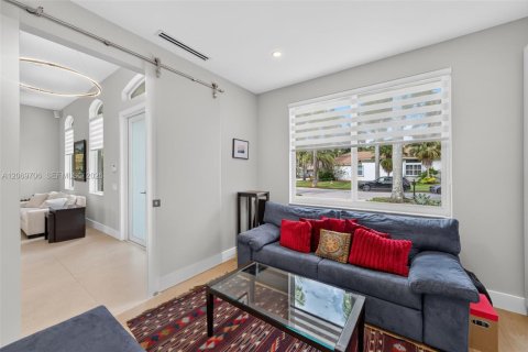 Villa ou maison à vendre à Weston, Floride: 4 chambres, 248.42 m2 № 2301361 - photo 17