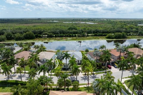Villa ou maison à vendre à Weston, Floride: 4 chambres, 248.42 m2 № 2301361 - photo 29