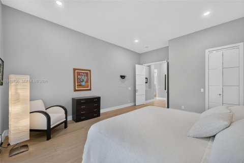 Villa ou maison à vendre à Weston, Floride: 4 chambres, 248.42 m2 № 2301361 - photo 11