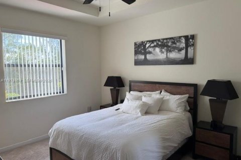 Купить таунхаус в Хайалиа, Флорида 2 спальни, 133.87м2, № 2034046 - фото 15