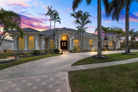 House in Wellington, Florida 5 bedrooms, 381.36 sq.m. № 2272232