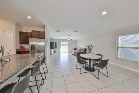 House in Ruskin, Florida 4 bedrooms, 171.03 sq.m. № 2203825 - photo 8