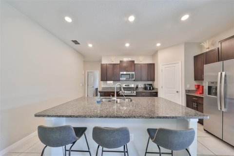 House in Ruskin, Florida 4 bedrooms, 171.03 sq.m. № 2203825 - photo 15