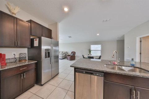 House in Ruskin, Florida 4 bedrooms, 171.03 sq.m. № 2203825 - photo 10