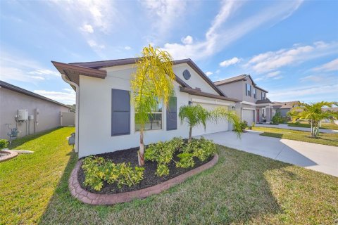 House in Ruskin, Florida 4 bedrooms, 171.03 sq.m. № 2203825 - photo 3