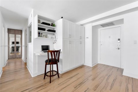 Copropriété à vendre à Miami Beach, Floride: 1 chambre, 85.19 m2 № 2039206 - photo 7